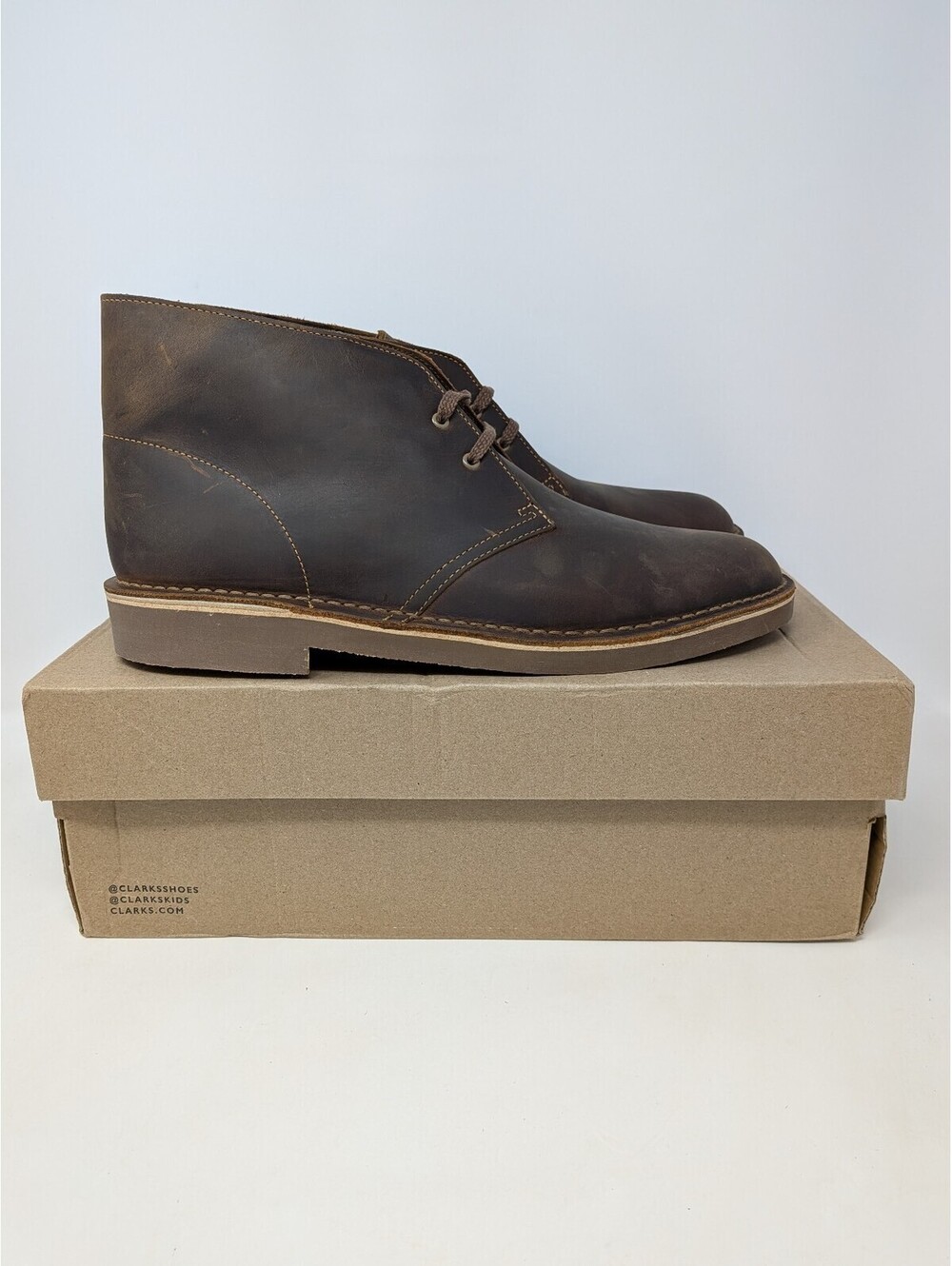 Clarks Bushacre 2 Men’s 12M Beeswax Brown Leather Chukka Boots - New